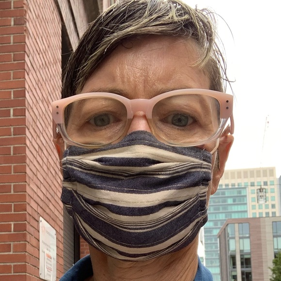 Meet your Posher, Robin - Picture 1 of 1